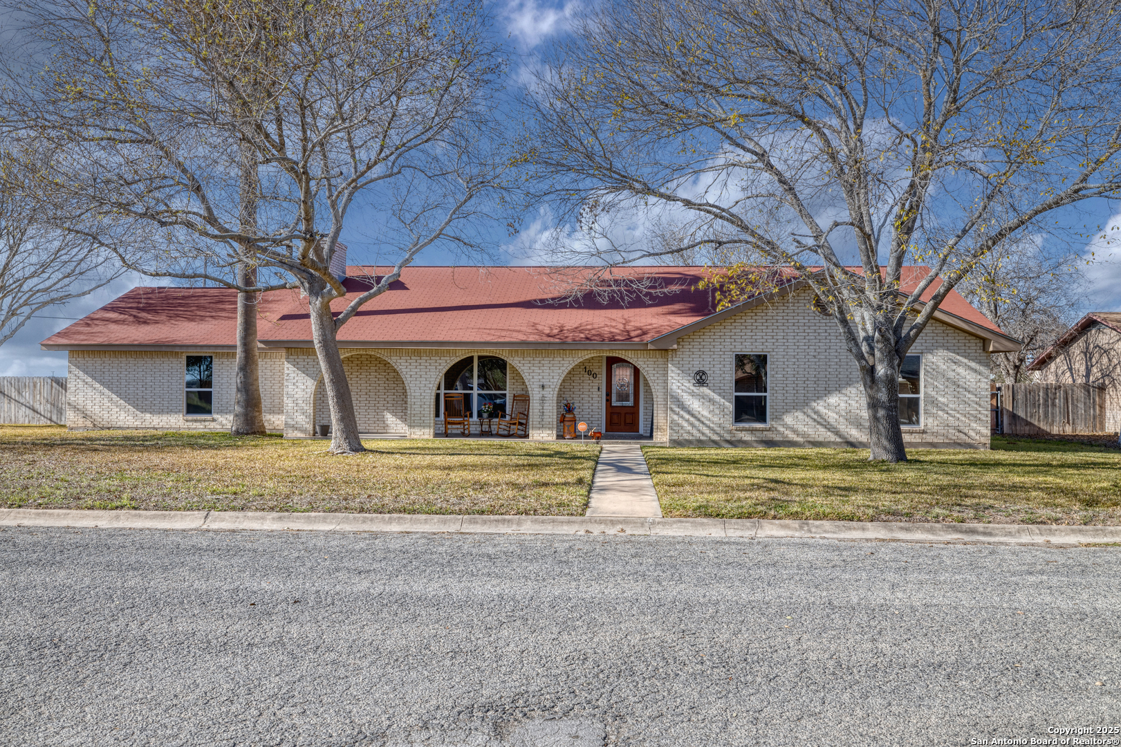 100 Larkspur Drive Uvalde TX 78801