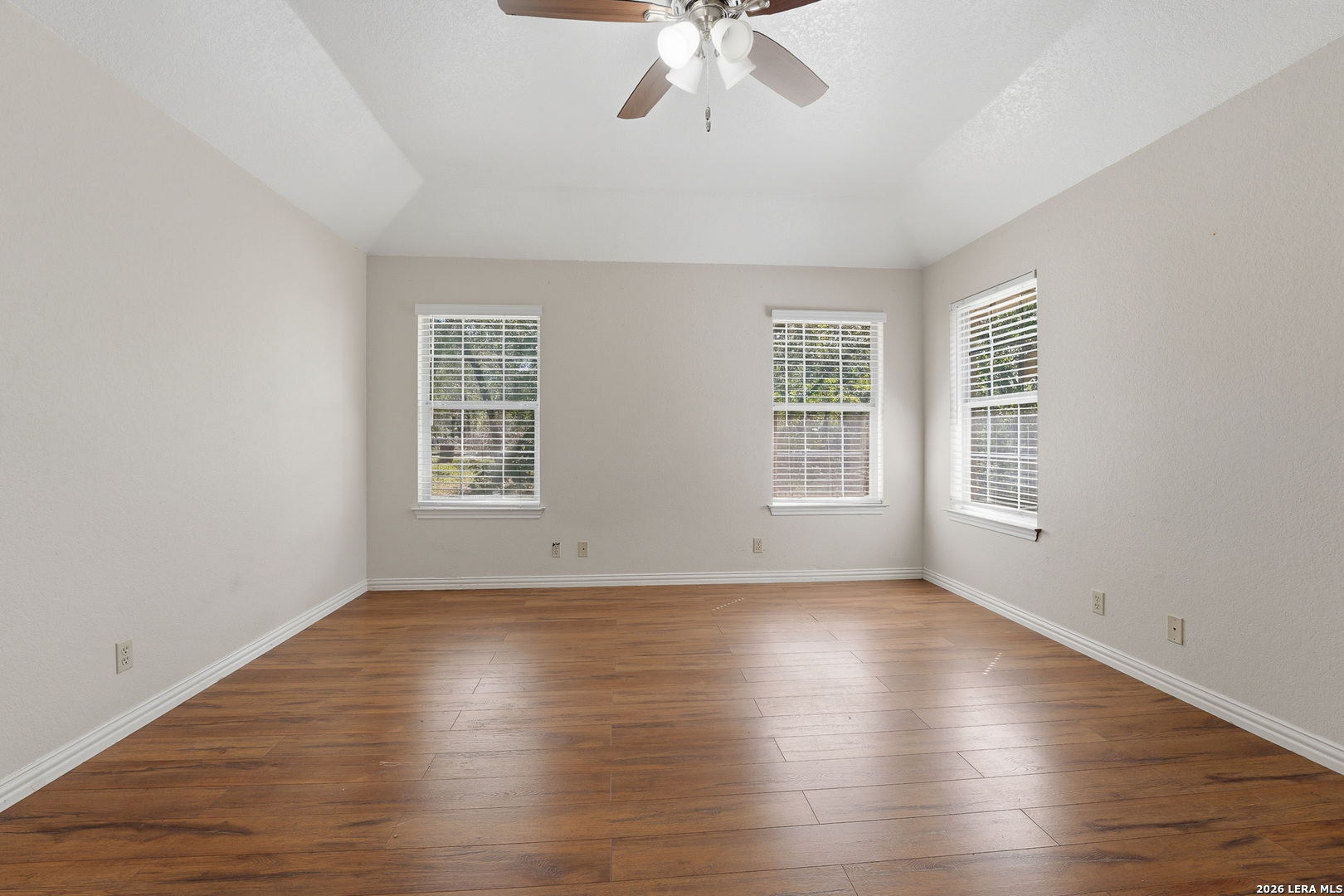238 Deer Ridge La Vernia TX 78121