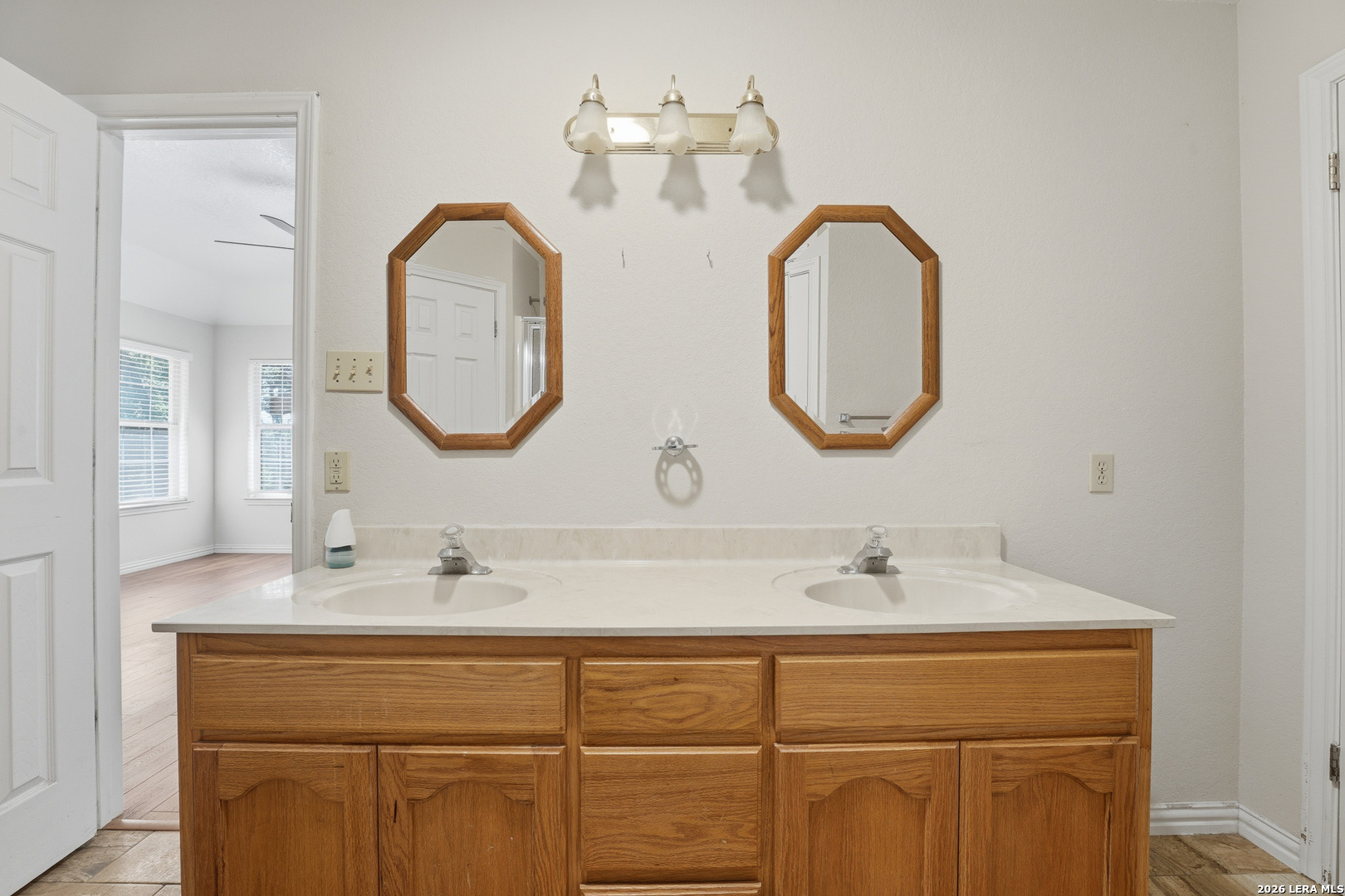 238 Deer Ridge La Vernia TX 78121