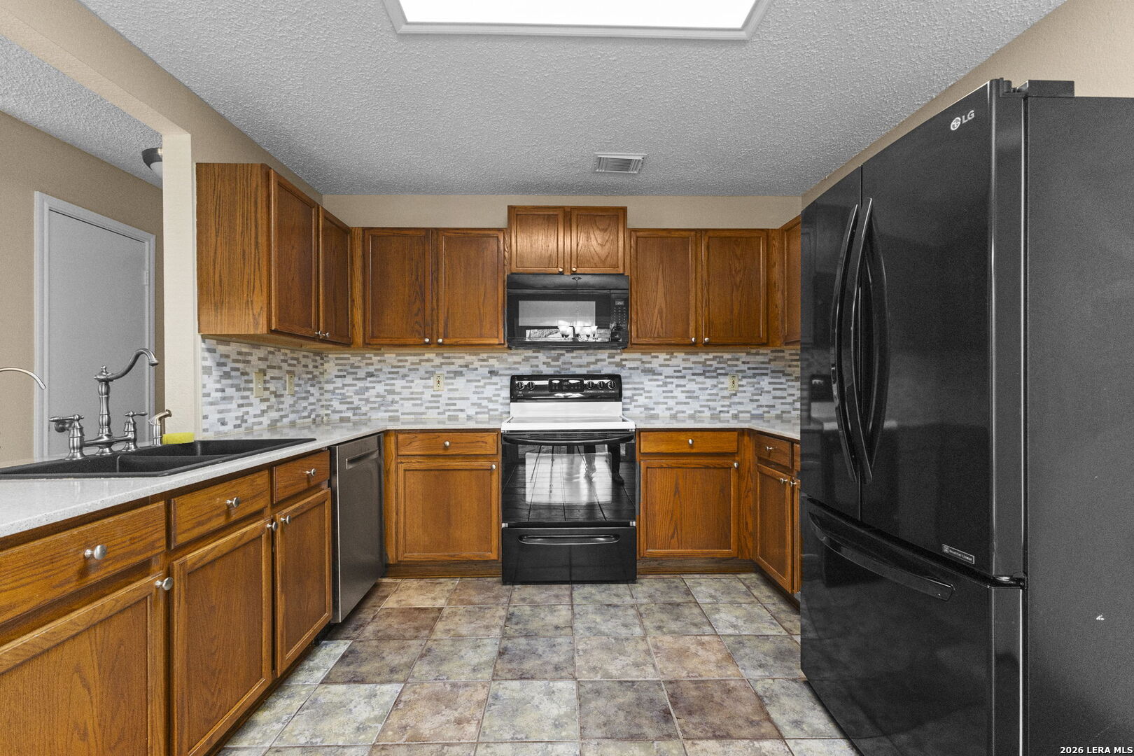 9615 Hillside Trail San Antonio TX 78250