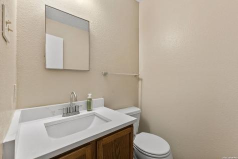 9615 Hillside Trail San Antonio TX 78250