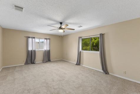 9615 Hillside Trail San Antonio TX 78250