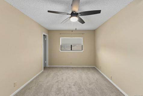 9615 Hillside Trail San Antonio TX 78250