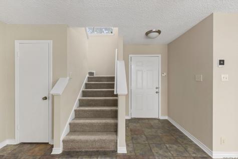9615 Hillside Trail San Antonio TX 78250