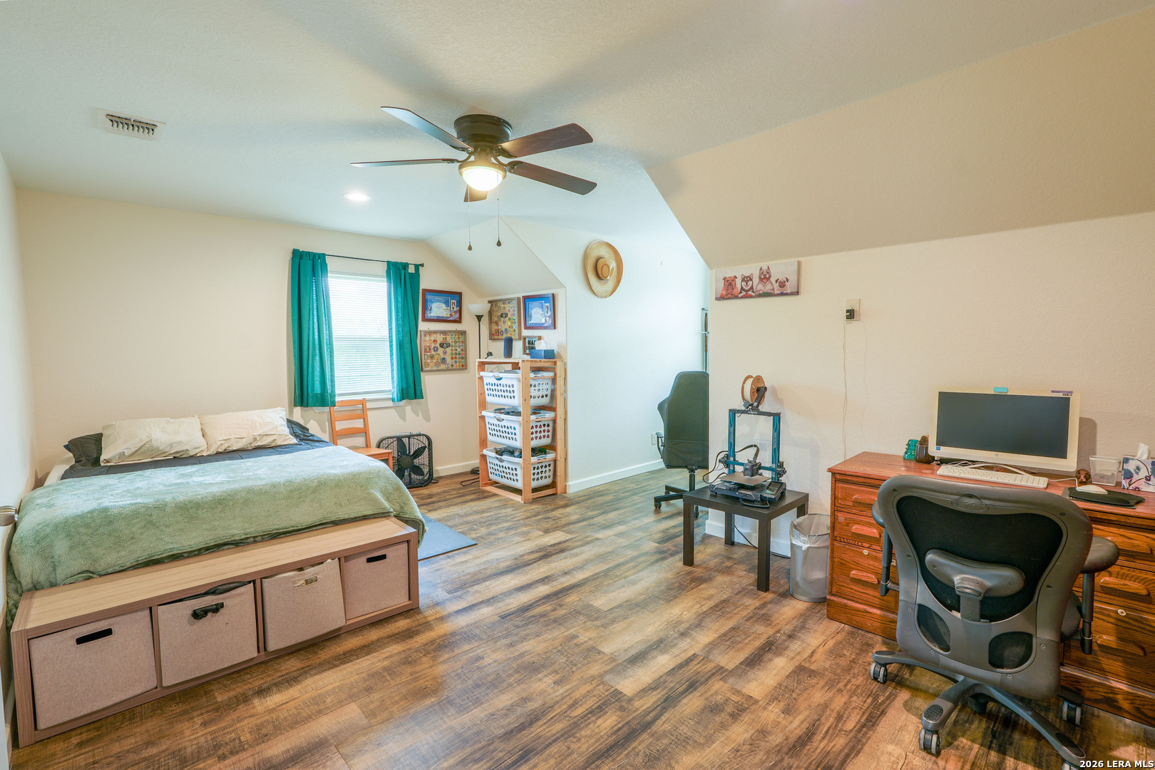 1407 County Road 761 Devine TX 78016