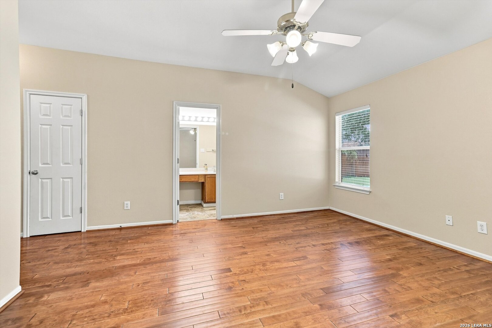 20619 Gathering Oak San Antonio TX 78258