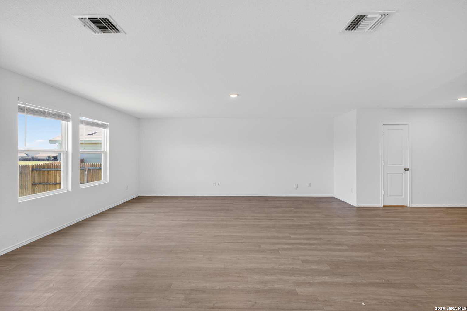 6630 Willow Landing Converse TX 78109