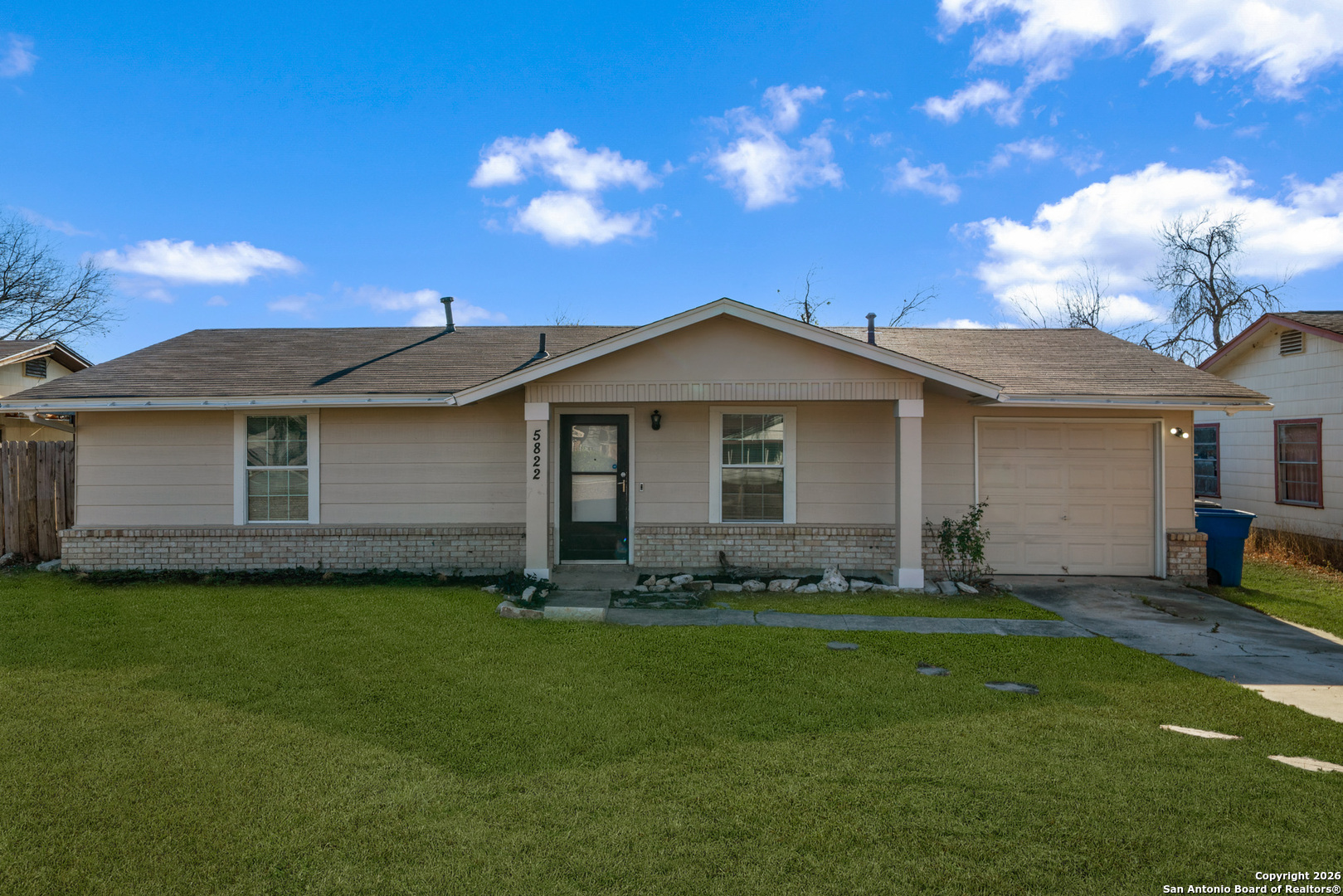 5822 Castle Hunt San Antonio TX 78218