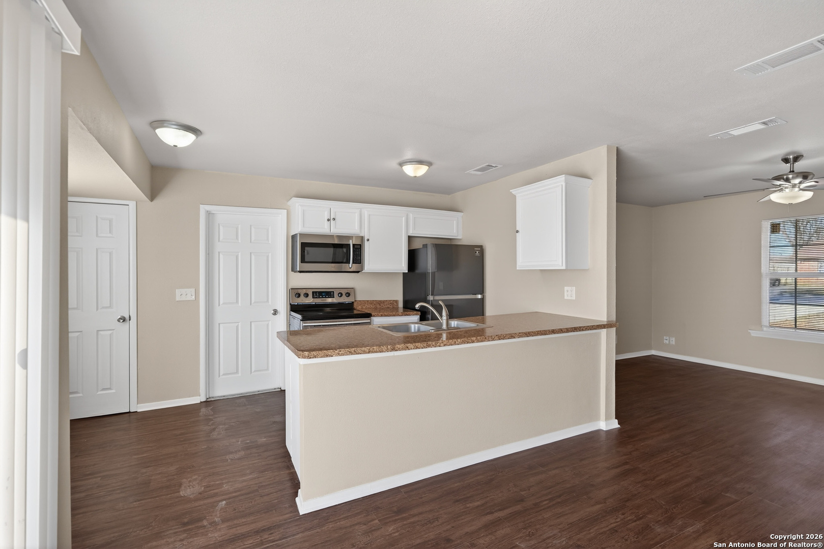 5822 Castle Hunt San Antonio TX 78218