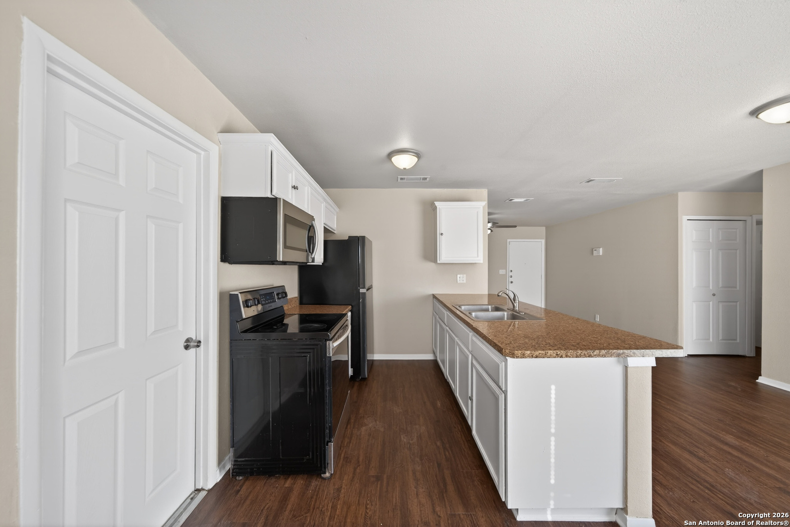 5822 Castle Hunt San Antonio TX 78218