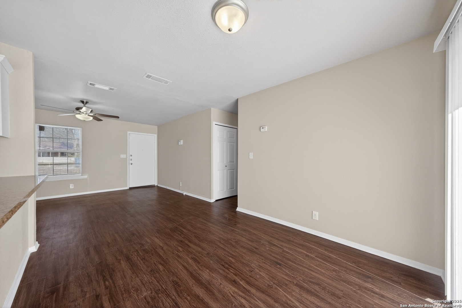 5822 Castle Hunt San Antonio TX 78218