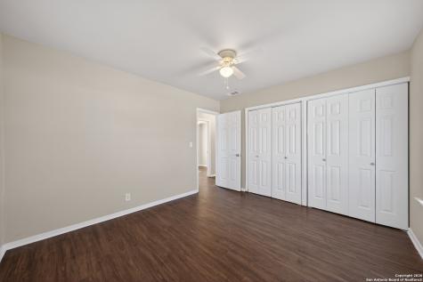 5822 Castle Hunt San Antonio TX 78218