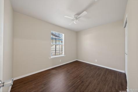 5822 Castle Hunt San Antonio TX 78218