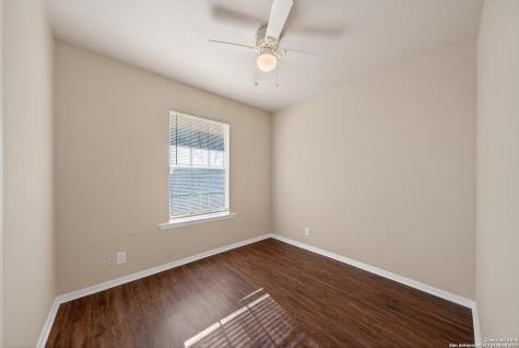 5822 Castle Hunt San Antonio TX 78218