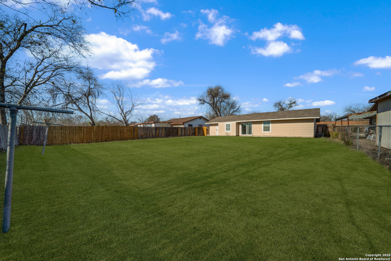 5822 Castle Hunt San Antonio TX 78218