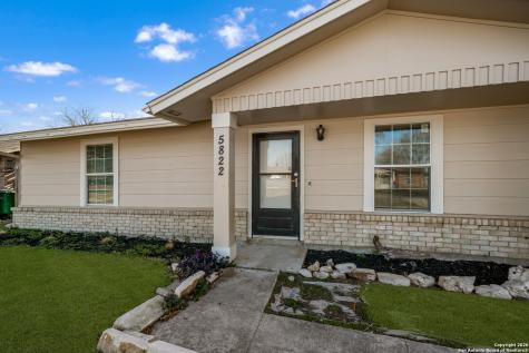 5822 Castle Hunt San Antonio TX 78218