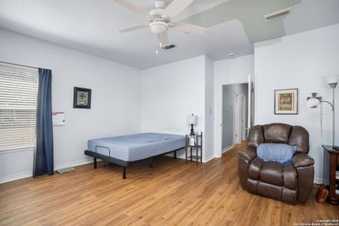 245 Bluffcreek La Vernia TX 78121