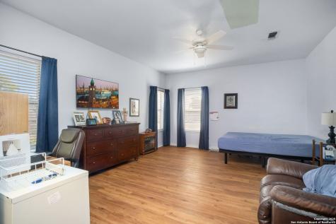 245 Bluffcreek La Vernia TX 78121
