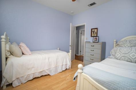 245 Bluffcreek La Vernia TX 78121