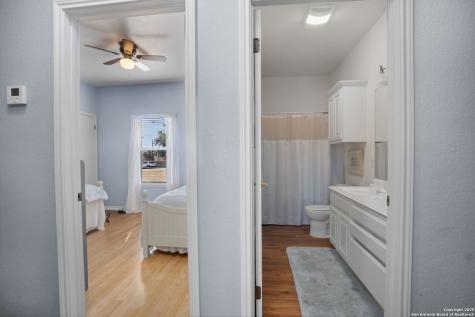 245 Bluffcreek La Vernia TX 78121