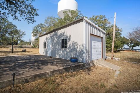 245 Bluffcreek La Vernia TX 78121