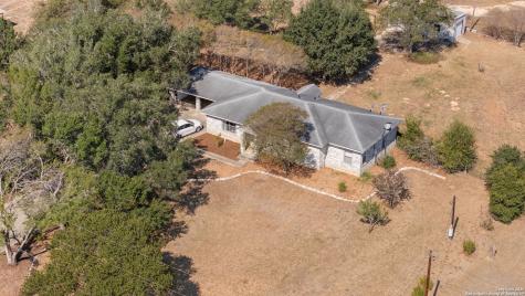 245 Bluffcreek La Vernia TX 78121