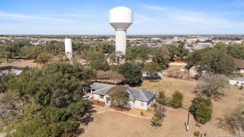 245 Bluffcreek La Vernia TX 78121