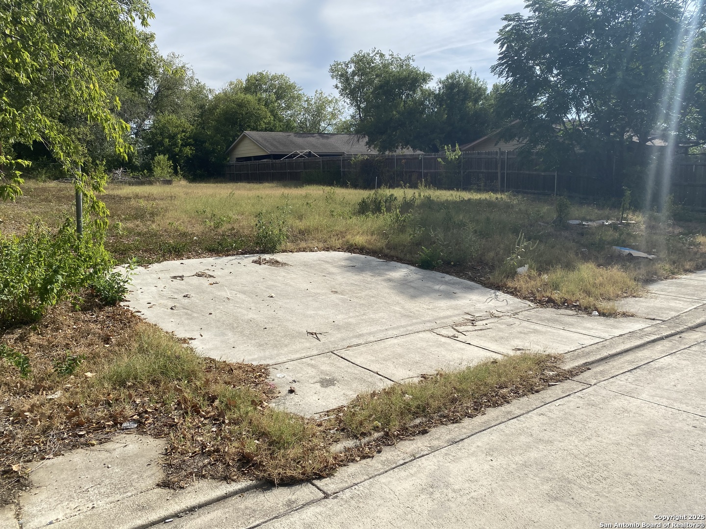 5124 E Hayden Drive San Antonio TX 78242
