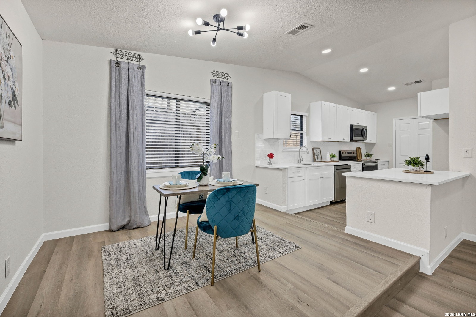 6007 Valley Forge San Antonio TX 78233