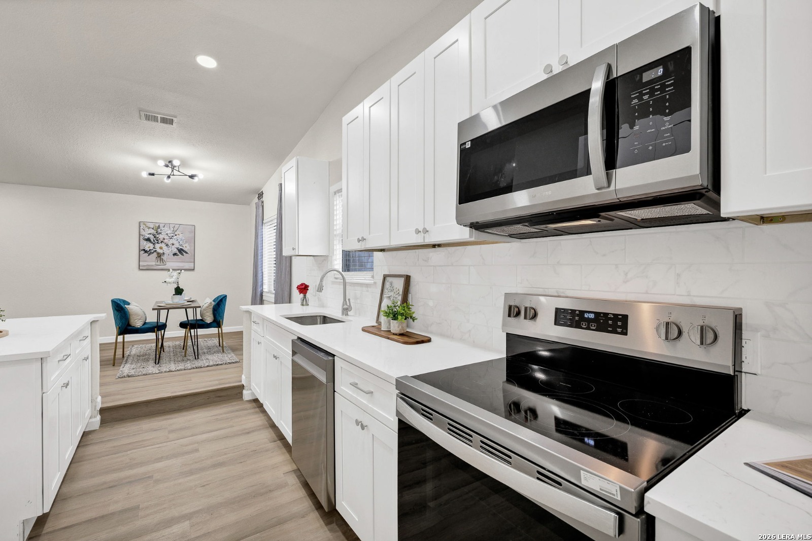 6007 Valley Forge San Antonio TX 78233