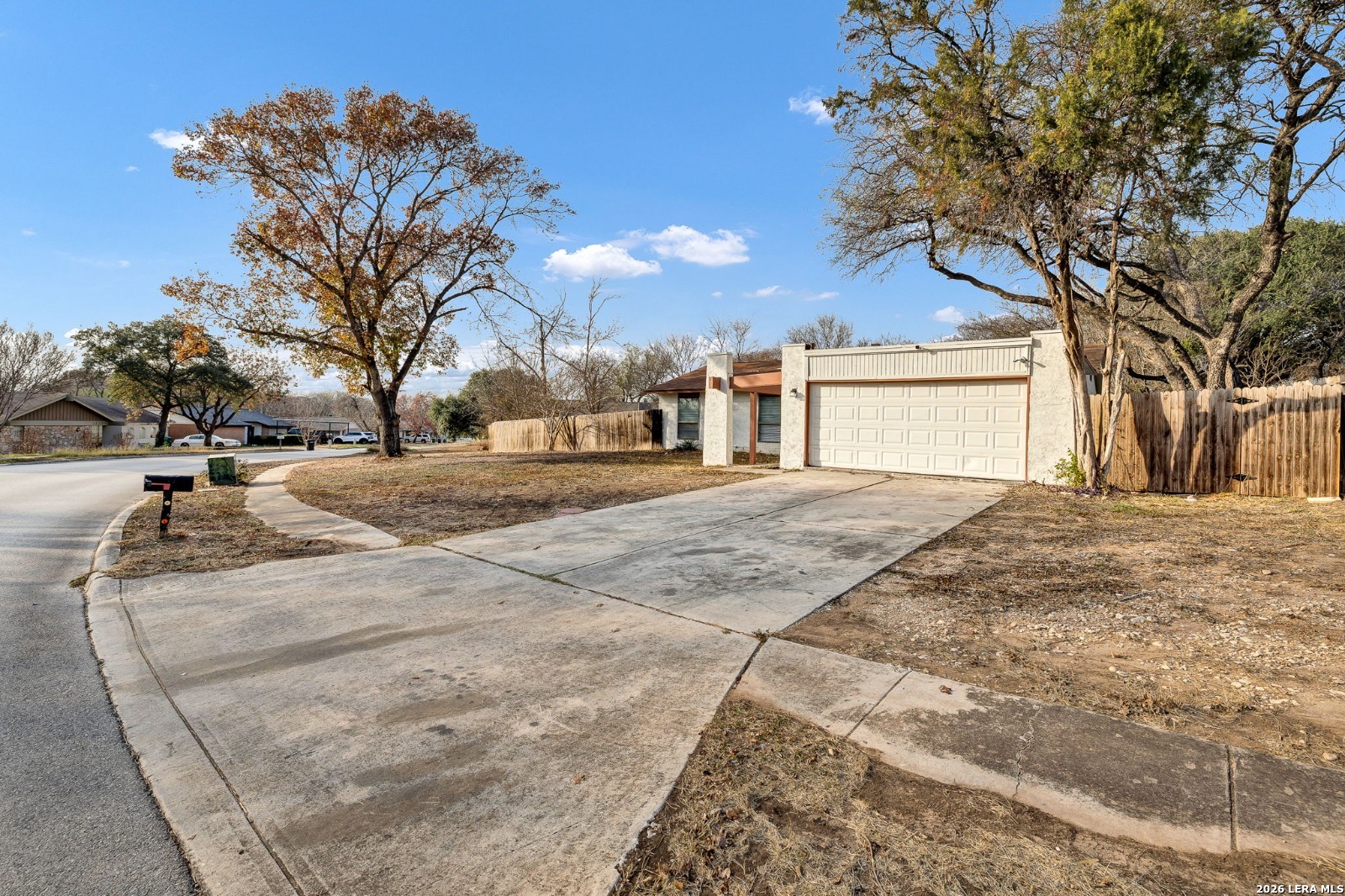 6007 Valley Forge San Antonio TX 78233