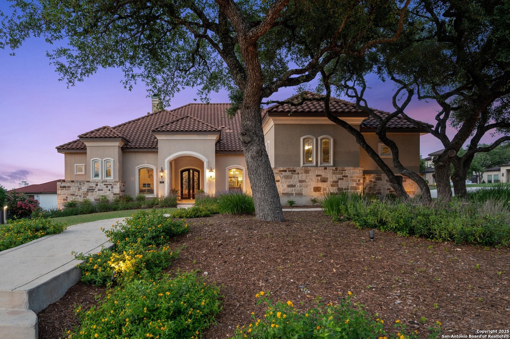 102 Champions View San Antonio TX 78258
