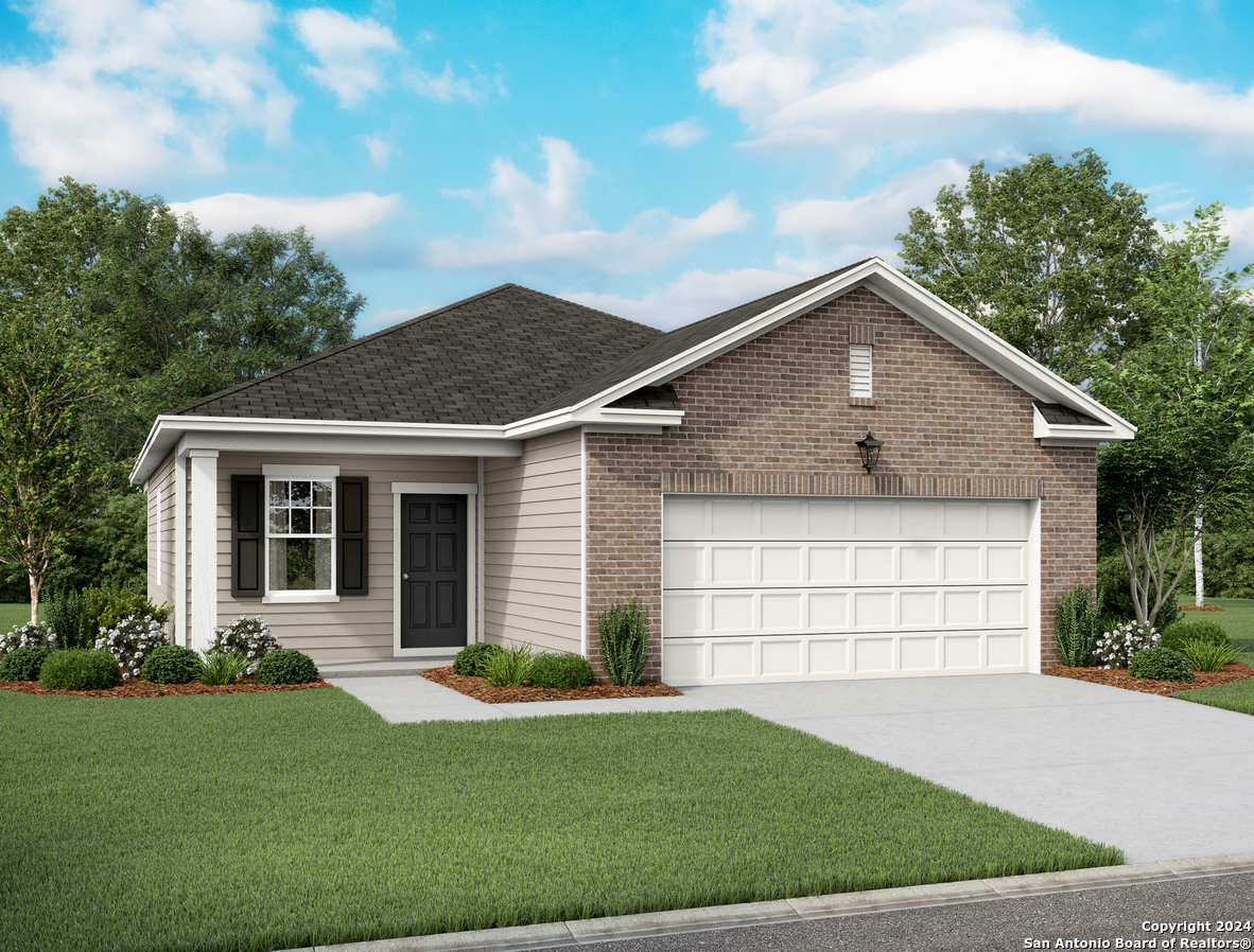 121 Dionicio Loop Seguin TX 78155