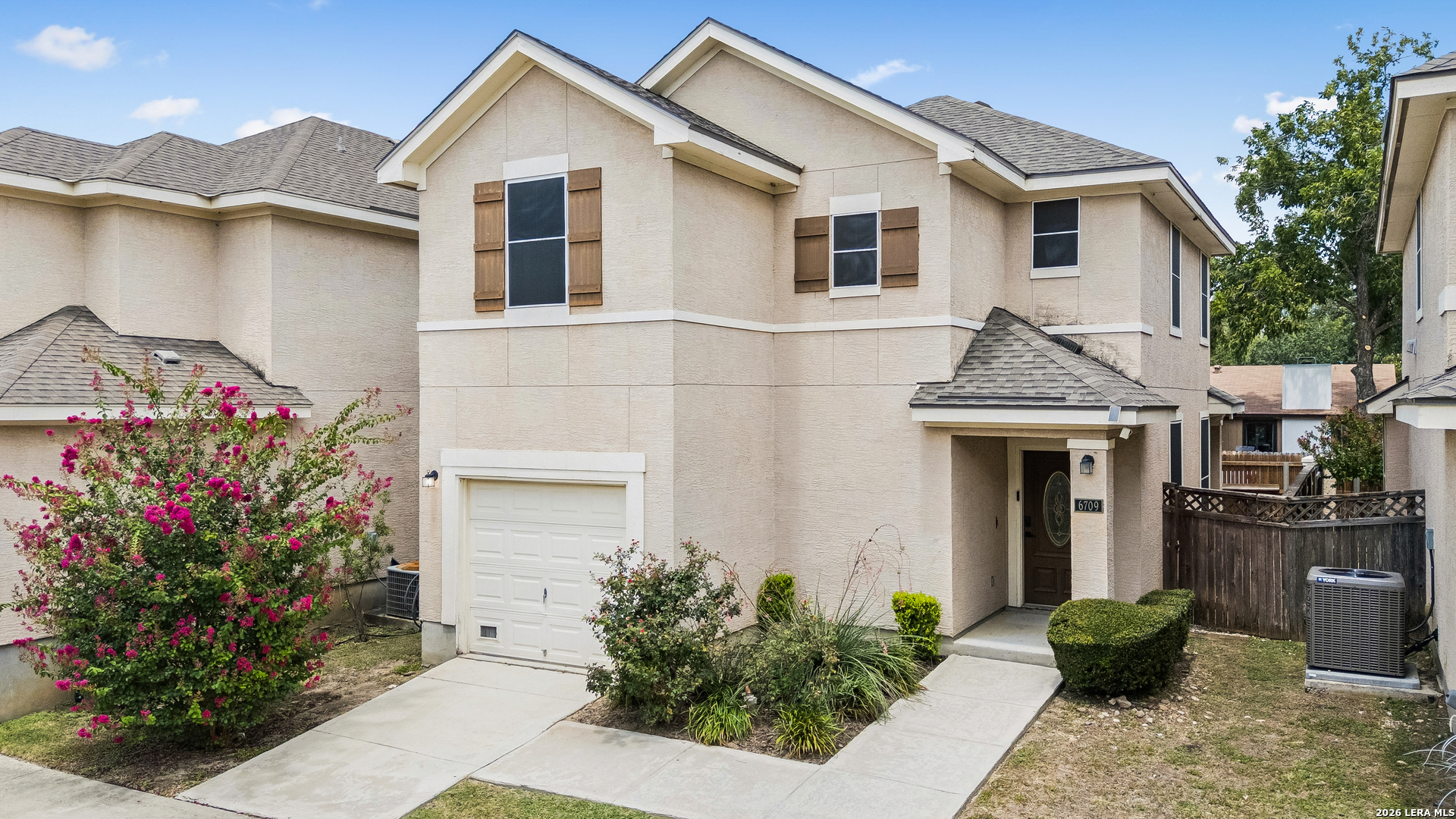 6709 Biscay Bay San Antonio TX 78249