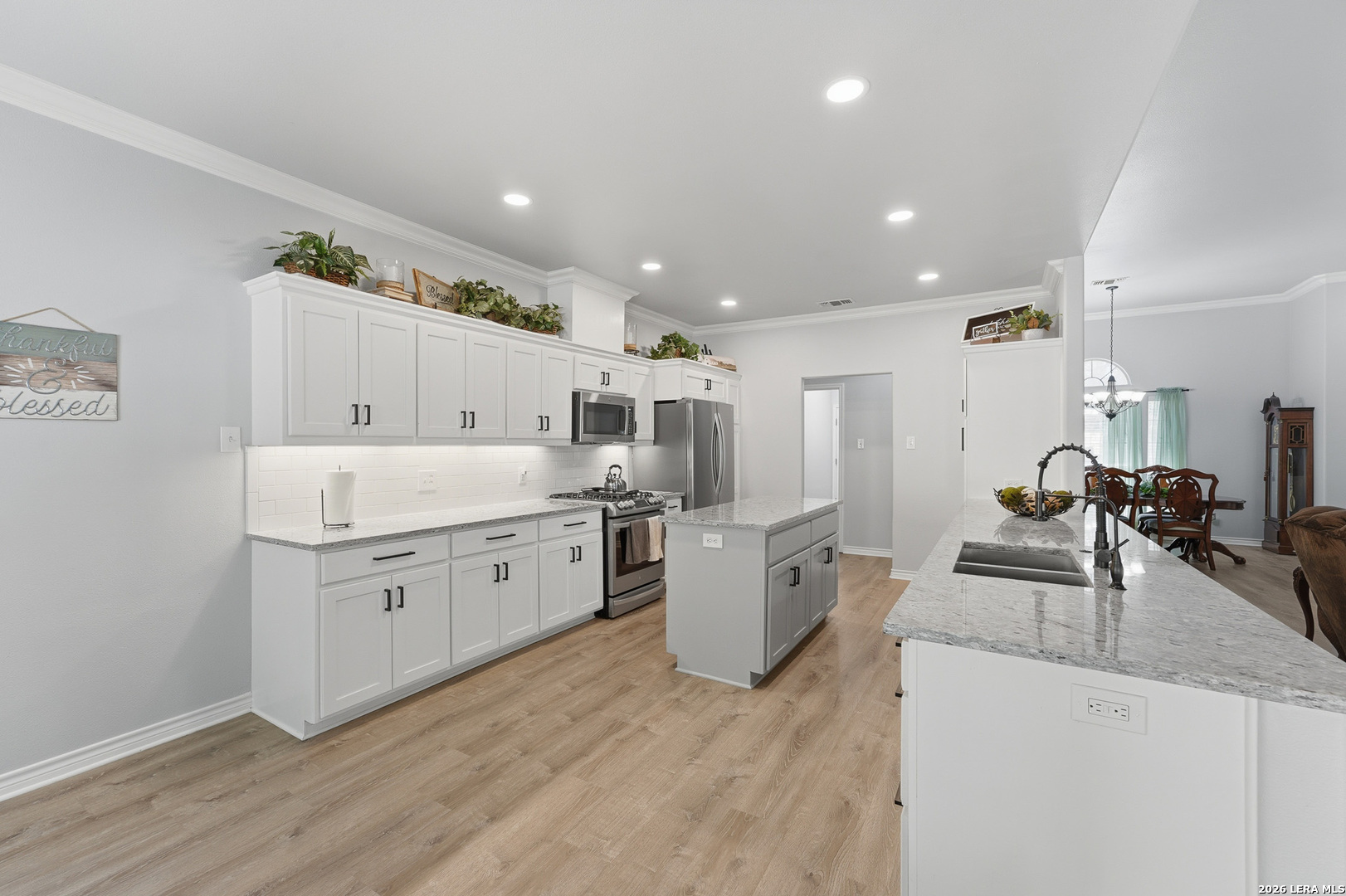 1832 Mountain Laurel Kerrville TX 78028