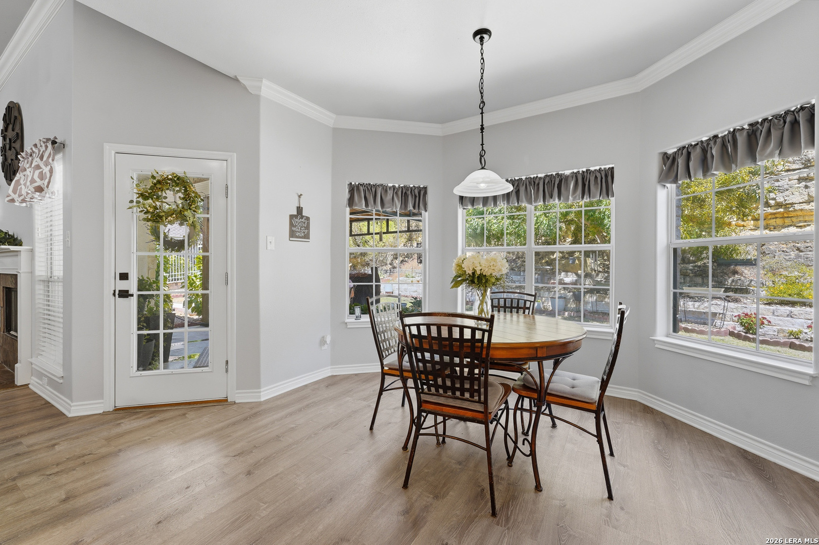 1832 Mountain Laurel Kerrville TX 78028
