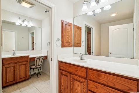718 Park Shores Canyon Lake TX 78133