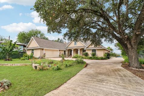 718 Park Shores Canyon Lake TX 78133
