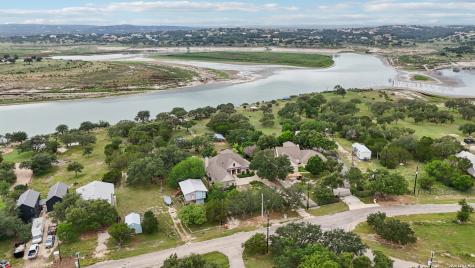 718 Park Shores Canyon Lake TX 78133
