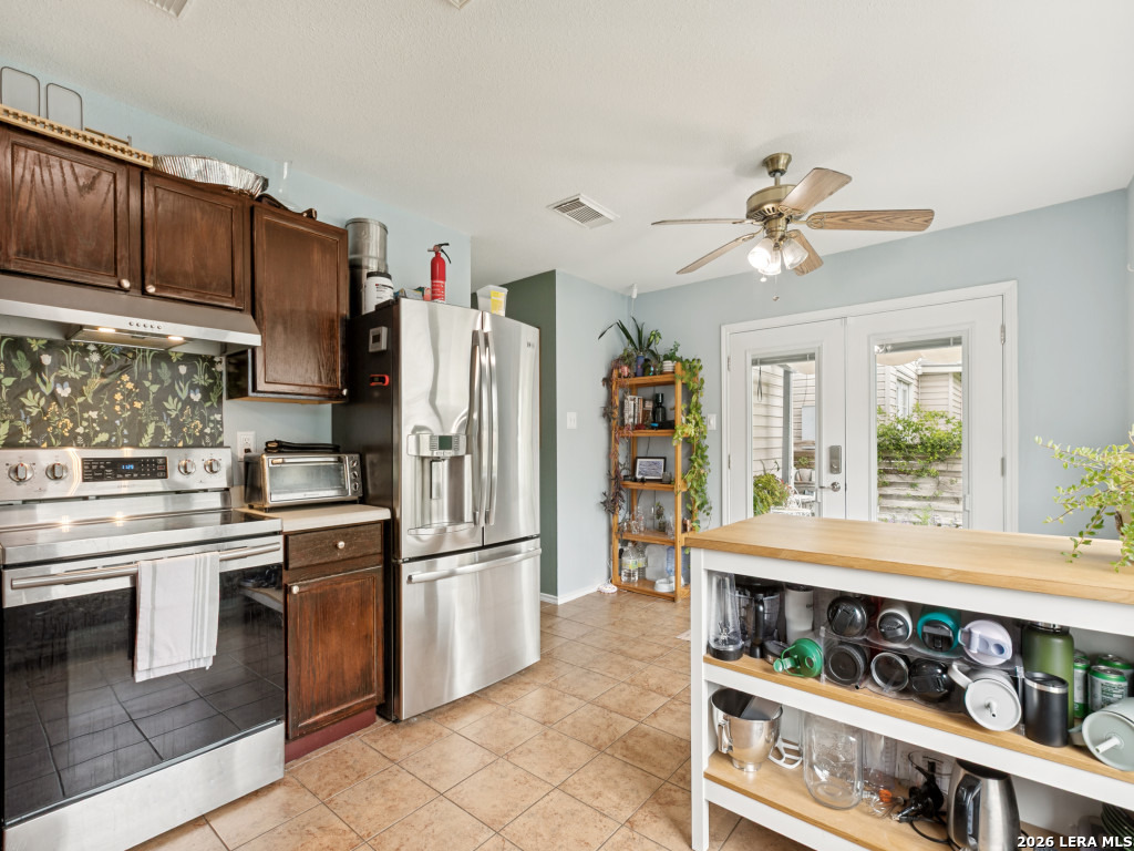 41 Weathering Creek San Antonio TX 78238