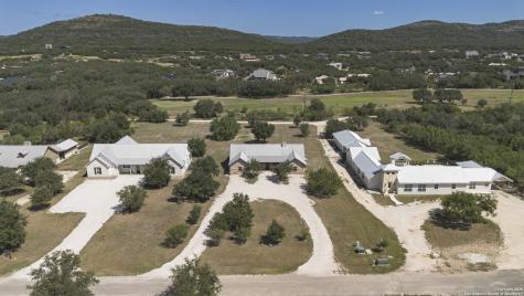 888 Tierra Linda Drive Concan TX 78881