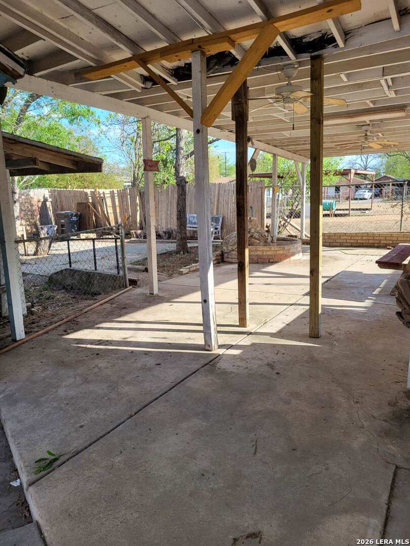 326 S San Joaquin Avenue San Antonio TX 78237