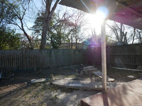 1820 Ruiz San Antonio TX 78207