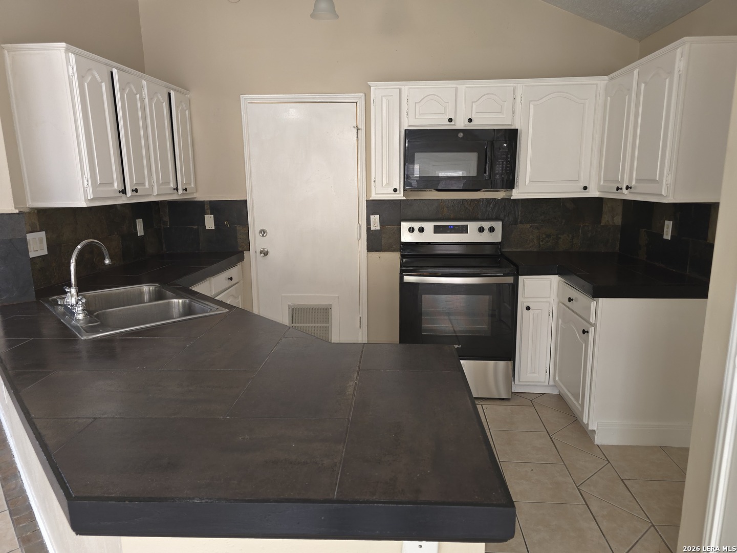 6311 Village Park San Antonio TX 78250
