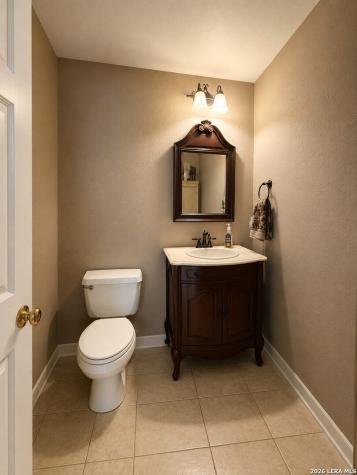 103 Misty Bend Floresville TX 78114