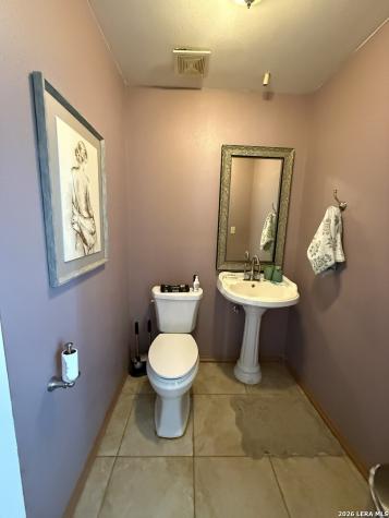 103 Misty Bend Floresville TX 78114