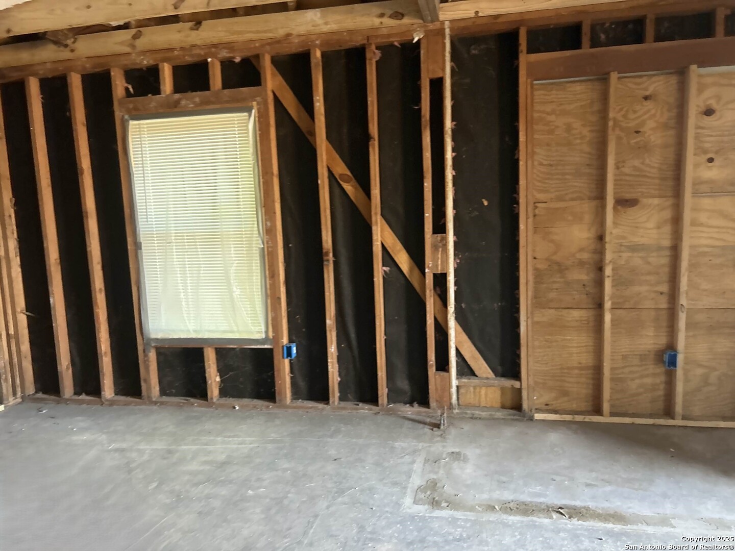 2618 Lombrano Street San Antonio TX 78228