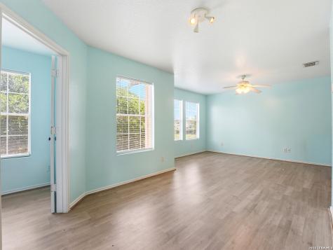 10010 Moongrove Pass San Antonio TX 78239