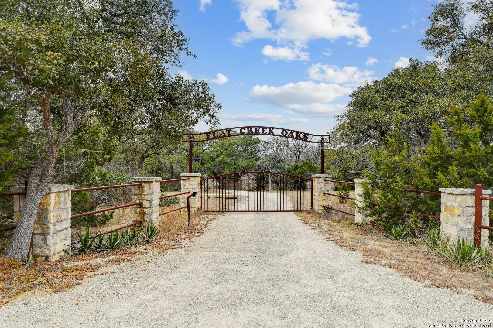 2147 Tejas Trail Blanco TX 78606