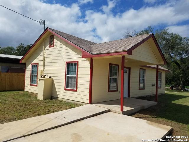 2514 Brown Avenue Jourdanton TX 78026